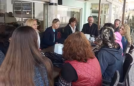 Treffen der Tierschutzaktivisten mit dem Bürgermeister Treffen der Tierschutzaktivisten mit dem Bürgermeister