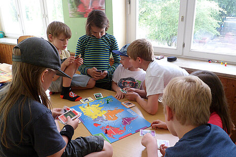 Spielend lernen im aktion tier Tierschutzzimmer 