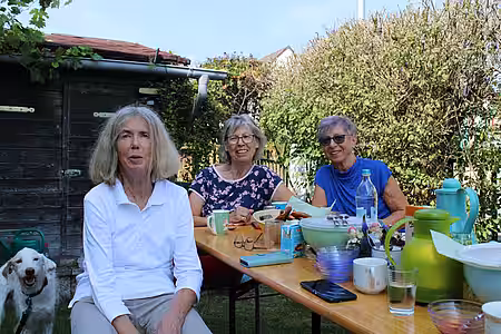 Birgit Heidemanns, Monika Hausler und Anna Thomalla vom Kitty Projekt München