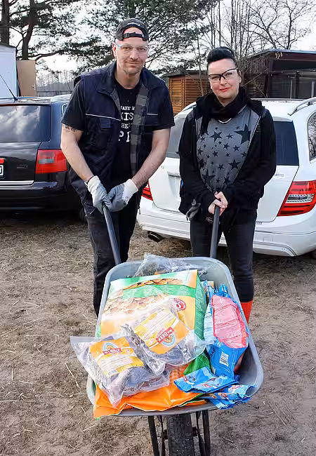 Arbeitseinsatz im Tierheim aktion tier Zossen mit ‚Mopars & Coffee Berlin‘