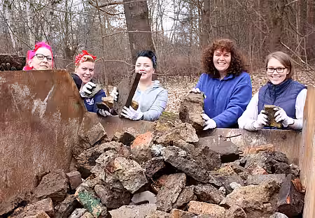 Arbeitseinsatz im Tierheim aktion tier Zossen mit ‚Mopars & Coffee Berlin‘ 