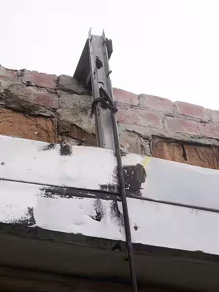 Schwarzer Gummischlauch Schwarzer Gummischlauch