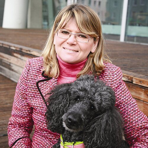 Dr. Evelyne Menges mit Morle Dr. Evelyne Menges mit Morle