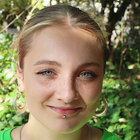 Rebecca Klemm, Tierschutzlehrerin bei aktion tier.