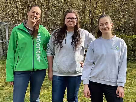 Tierheimmitarbeiterinnen