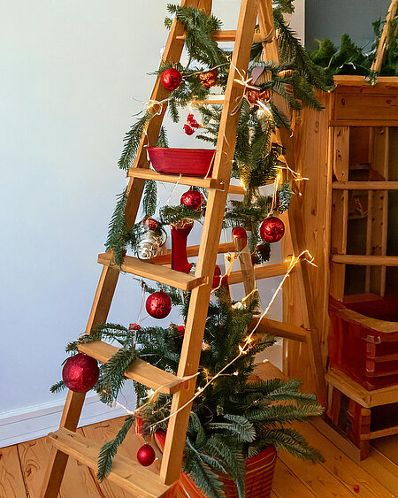 DIY - Weihnachtsbaum aus einer Leiter